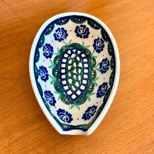 Boleslawiec Handmade Hand Painted Beautiful Blue Rose Polish Pottery Spoon Rest